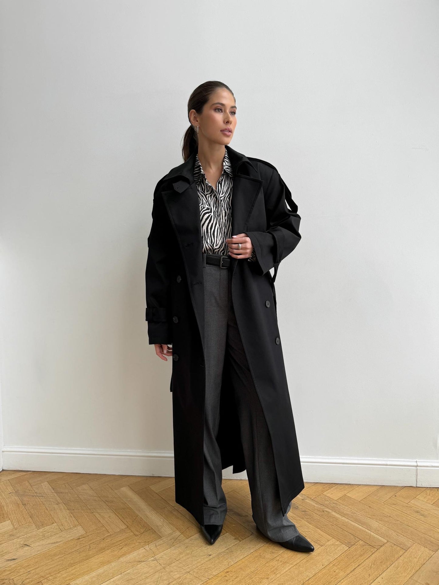 Aliyah trenchcoat