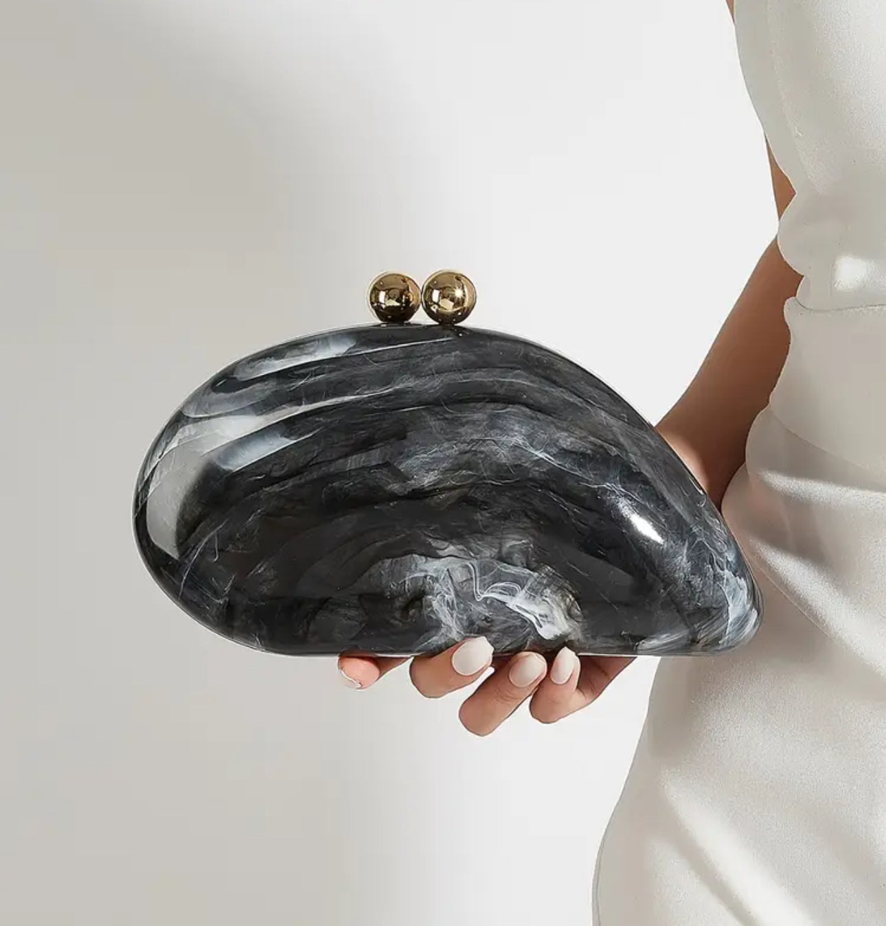 Marble clutch